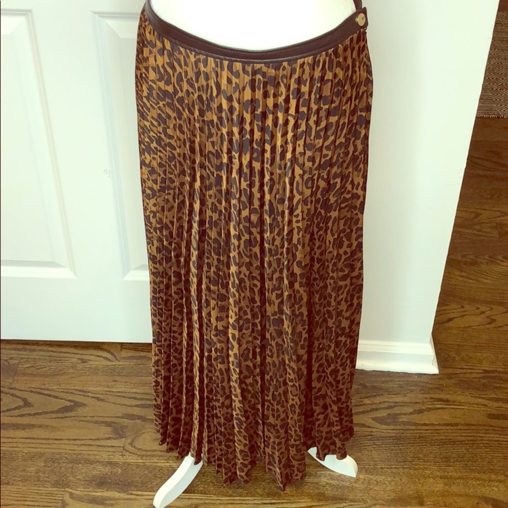 Silk leopard Maxi Skirt with Leather waistband
